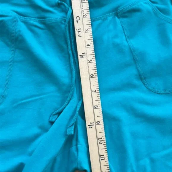 Danskin Now Loose Fit Capri Pants Turquoise Blue Size XL (16-18) - Picture 4 of 5